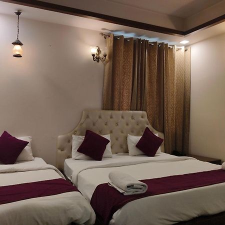 Hotel Agra Grande By Goyal Hoteliers Extérieur photo