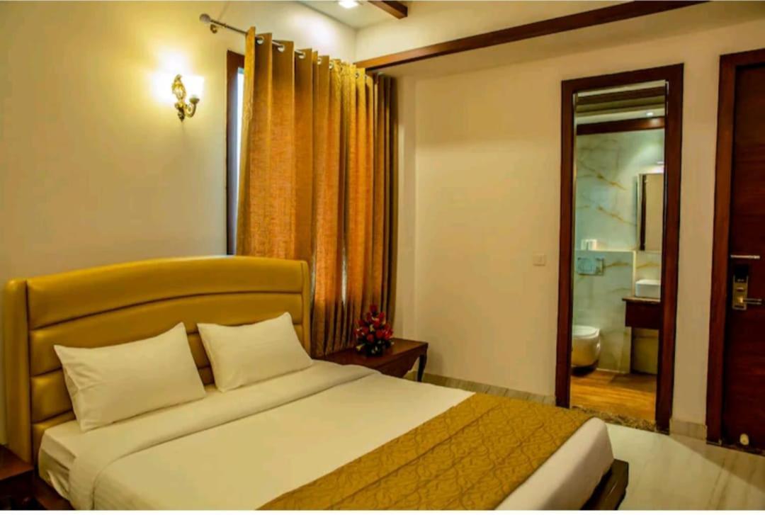 Hotel Agra Grande By Goyal Hoteliers Extérieur photo