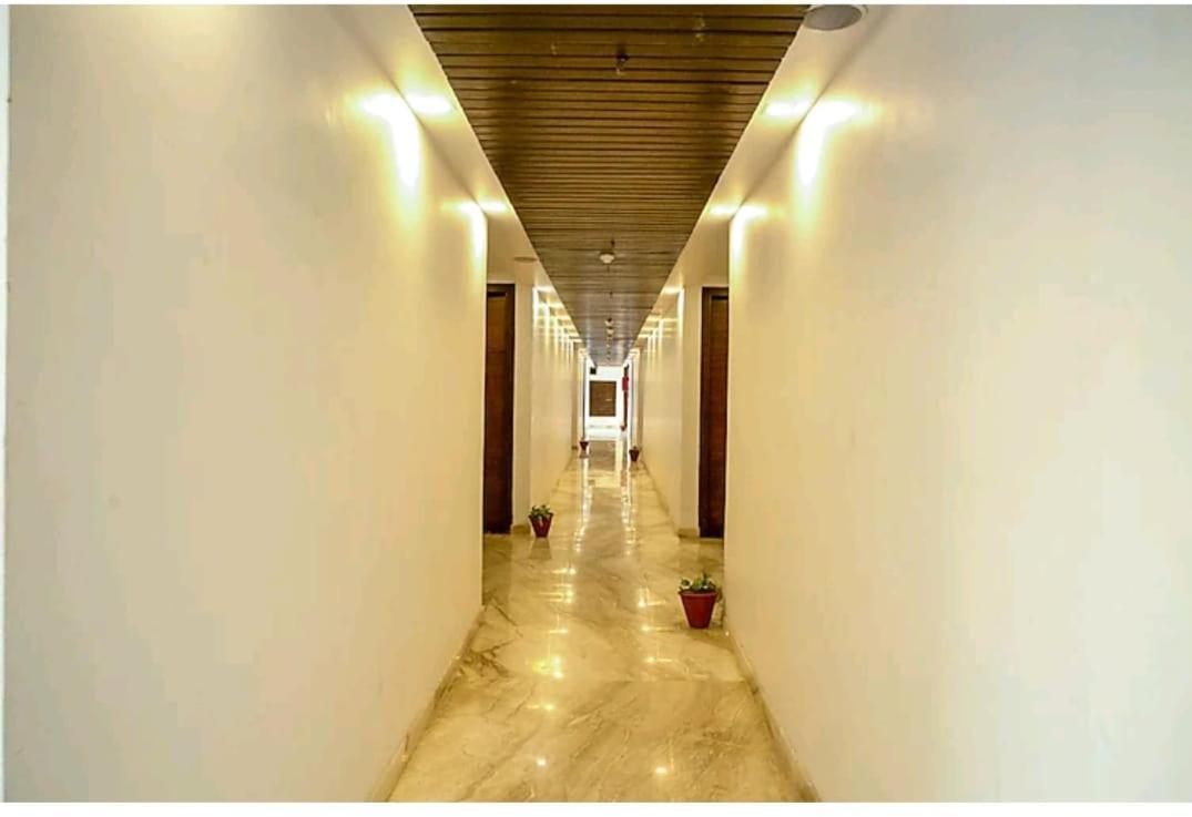 Hotel Agra Grande By Goyal Hoteliers Extérieur photo